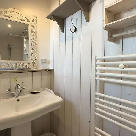 Charmante Dans Le Centre Village * アル・アン・レ