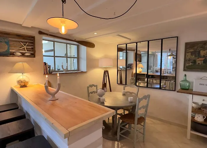 Villa Charmante Dans Le Centre Village *