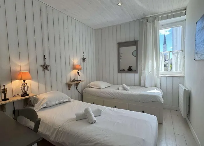 Charmante Dans Le Centre Village